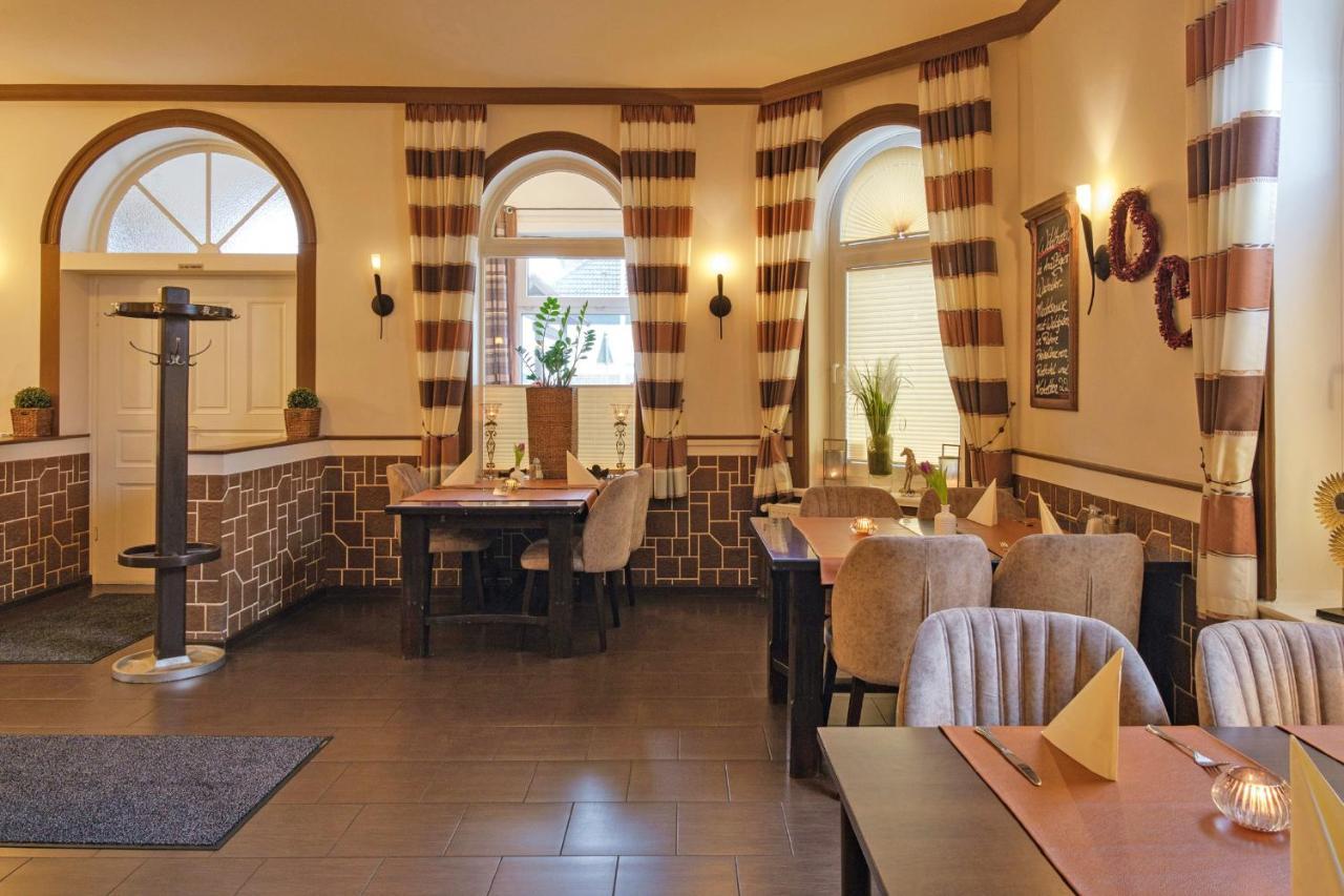 Hotel-Restaurant Holsteiner Hof Geesthacht Ngoại thất bức ảnh