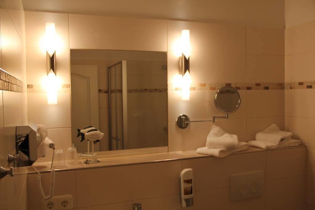 Hotel-Restaurant Holsteiner Hof Geesthacht Ngoại thất bức ảnh